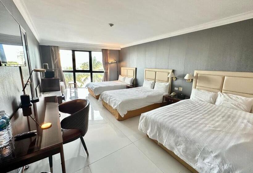 اتاق استاندارد سه تخته با چشمانداز, Royal Orchid Hotel Guam