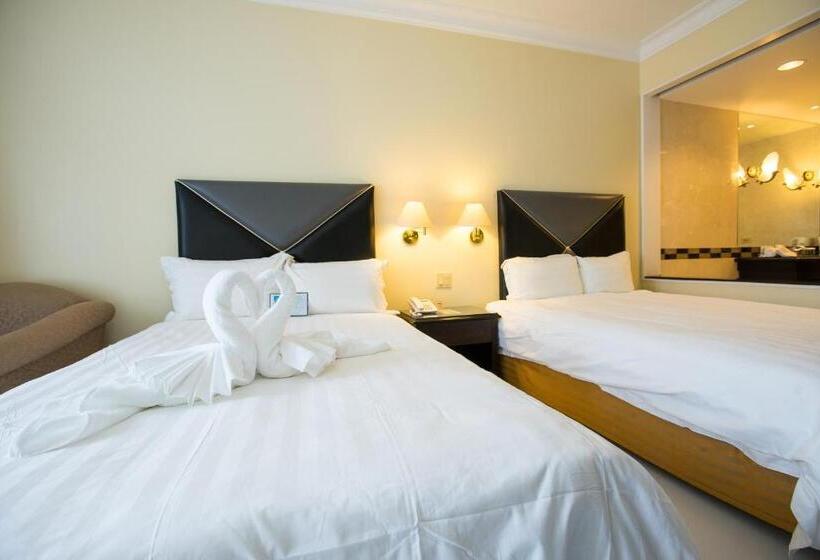 اتاق استاندارد با چشم‌انداز دریا, Royal Orchid Hotel Guam
