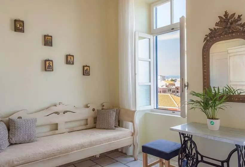 اتاق استاندارد با چشم‌انداز دریا, Suites Pandora