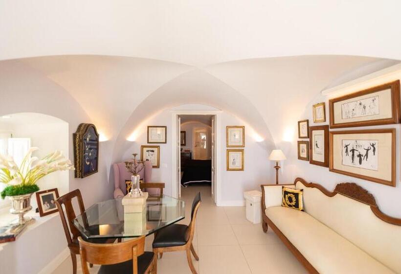 침실 1개 주택, The Tsitouras Collection