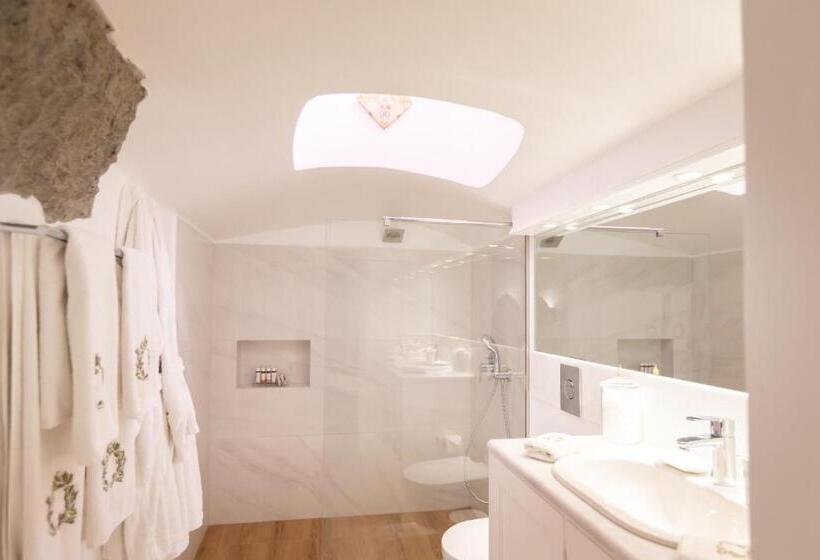 침실 1개 주택, The Tsitouras Collection