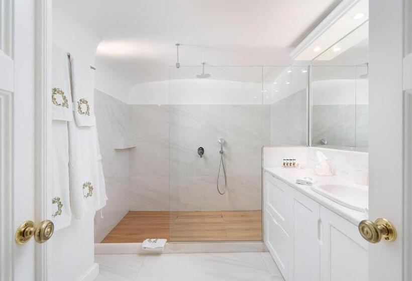 침실 1개 주택, The Tsitouras Collection