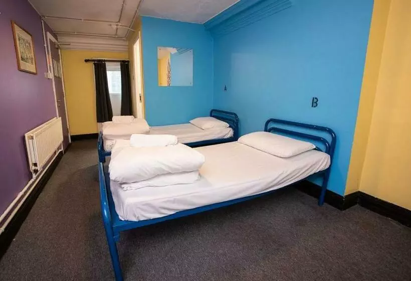 اتاق استاندارد, Kinlay House Hostel