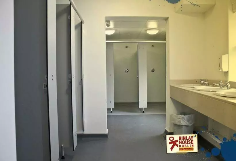 اتاق استاندارد با سرویس بهداشتی مشترک, Kinlay House Hostel