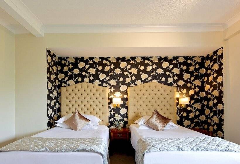 Номер Стандарт, Fitzpatrick Castle