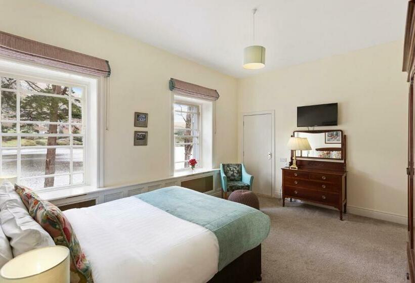 Номер Стандарт Вид на Озеро, Gougane Barra