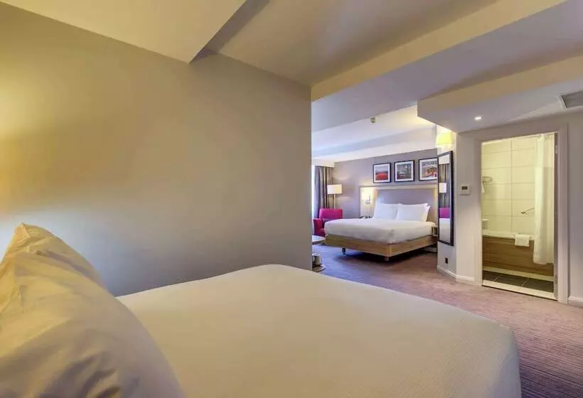 اتاق خانوادگی, Hilton Garden Inn Dublin City Centre