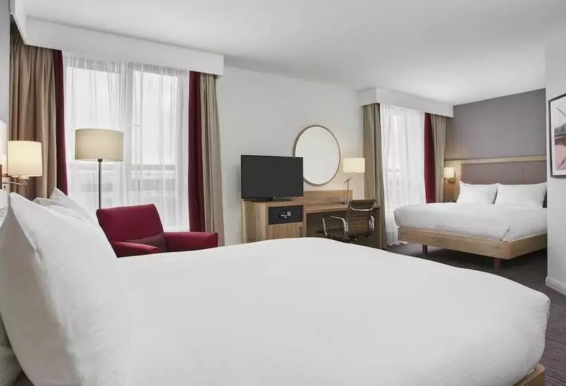 اتاق خانوادگی, Hilton Garden Inn Dublin City Centre