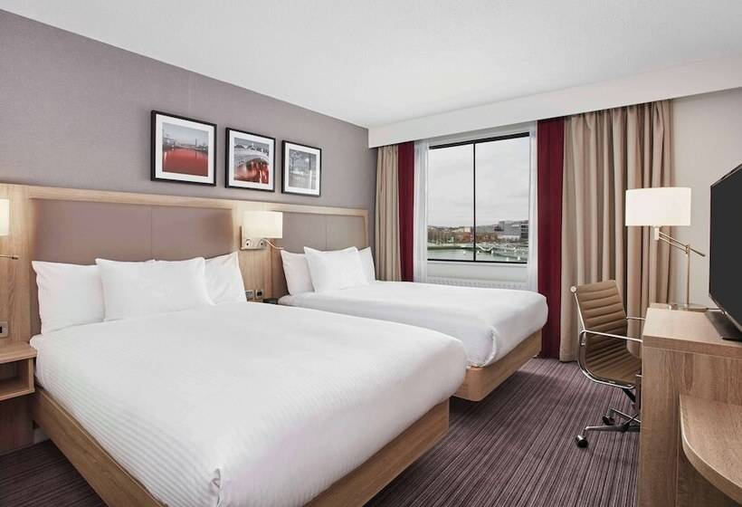 패밀리 룸, Hilton Garden Inn Dublin City Centre