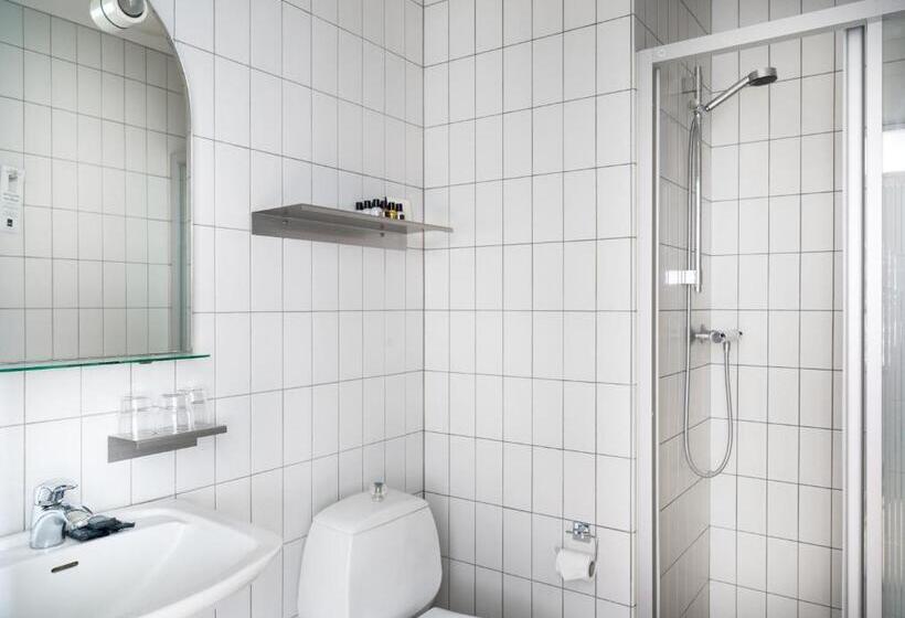 اتاق استاندارد سه نفره, Kea By Keahotels