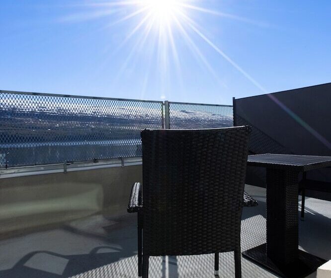 اتاق سوپریور با بالکن, Kea By Keahotels