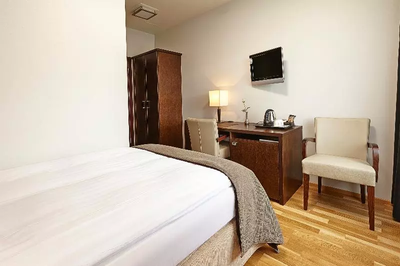 اتاق استاندارد یک نفره, Kea By Keahotels