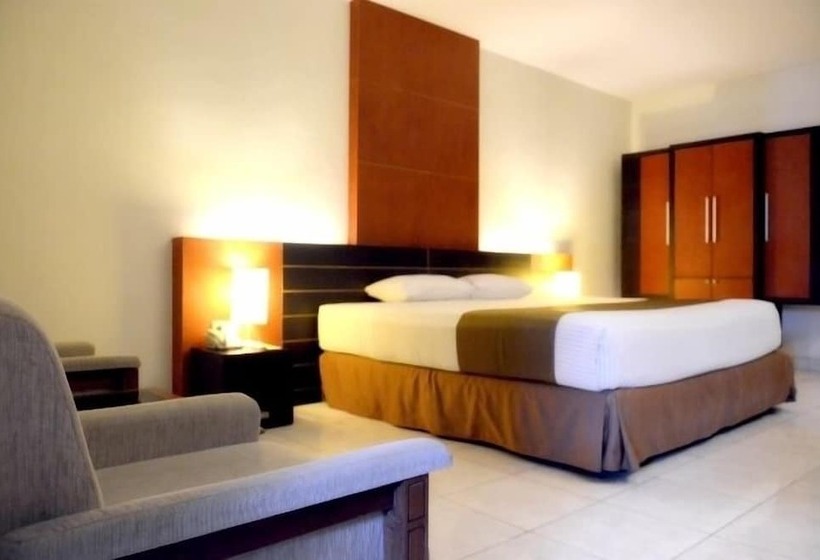 חדר סופריור, Lpp Convention Hotel Demangan