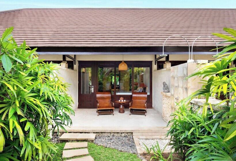 Номер Стандарт с Террасой, Novotel Bali Benoa