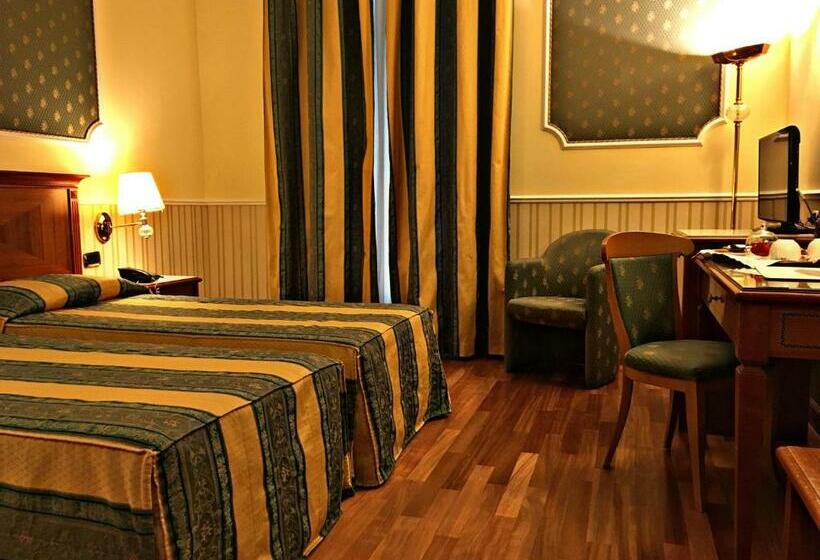 标准间, Andreola Central