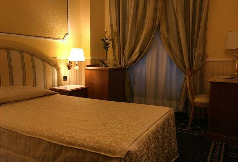 اتاق استاندارد یک نفره, Andreola Central