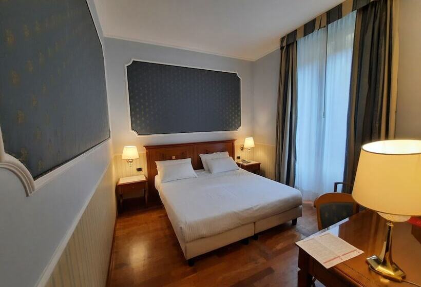 标准间, Andreola Central