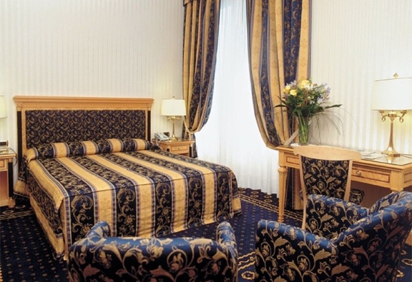 高级大房间, Andreola Central