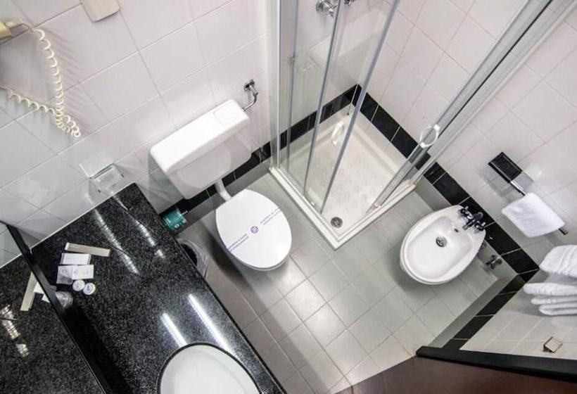 Номер Economy Индивидуальный, Concorde