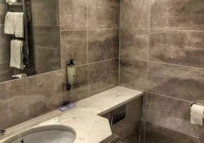 اتاق استاندارد سه نفره, Yeats Country Hotel, Spa & Leisure Club