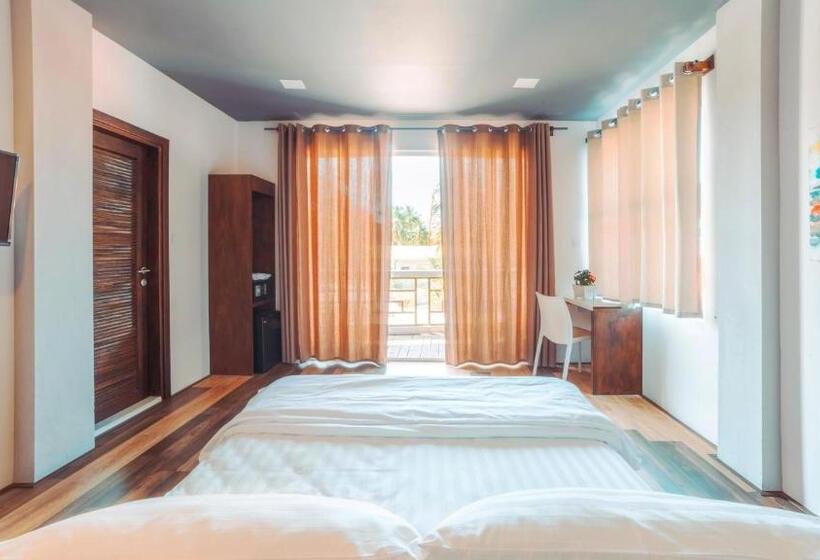 اتاق سوپریور, White Coral Rasdhoo