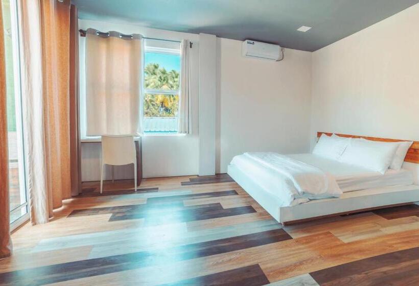 اتاق سوپریور, White Coral Rasdhoo