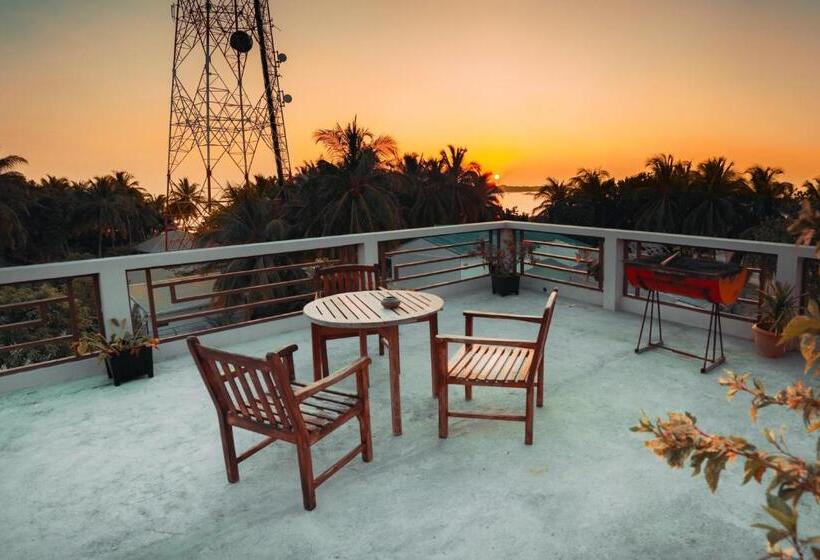 اتاق لوکس, White Coral Rasdhoo