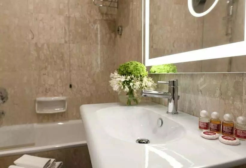 Camera Premium, Bettoja Hotel Massimo D Azeglio