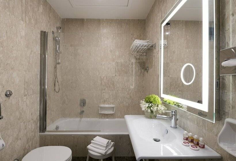 Camera Premium, Bettoja Hotel Massimo D Azeglio