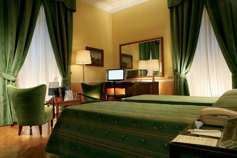 Camera Tripla Standard, Bettoja Hotel Massimo D Azeglio