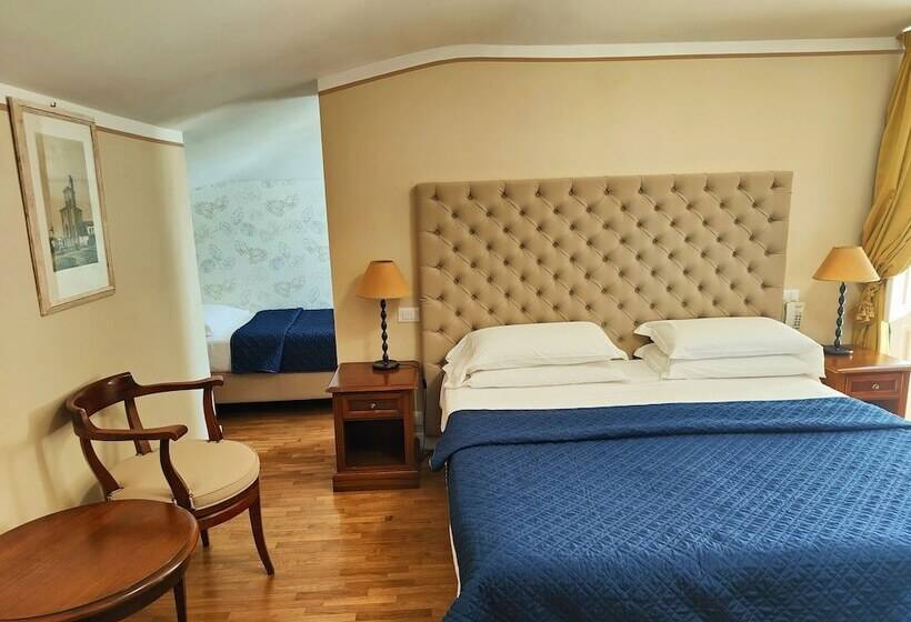 غرفة قياسية ثلاثية, Europa