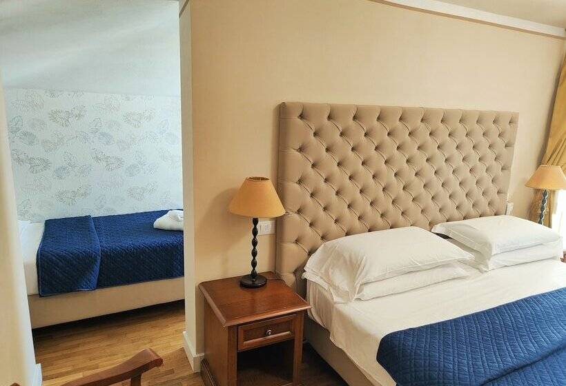 غرفة قياسية ثلاثية, Europa