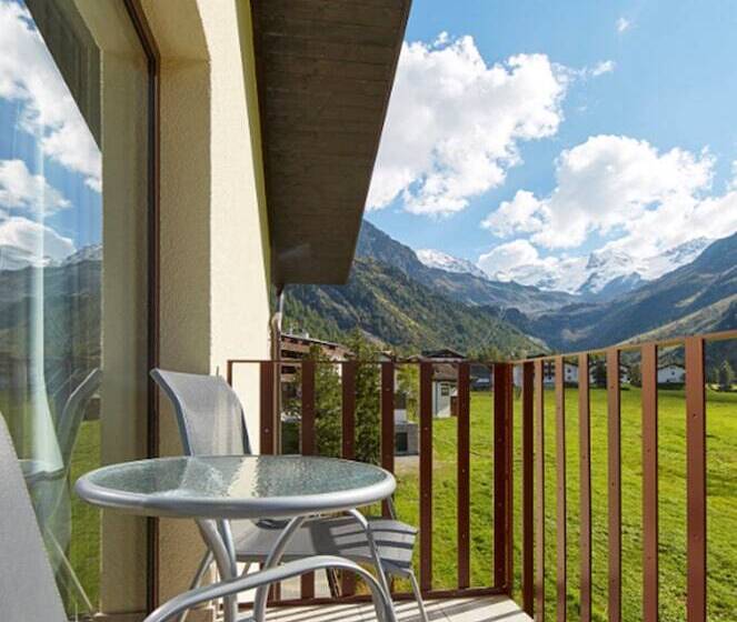 Номер Deluxe, Gampen