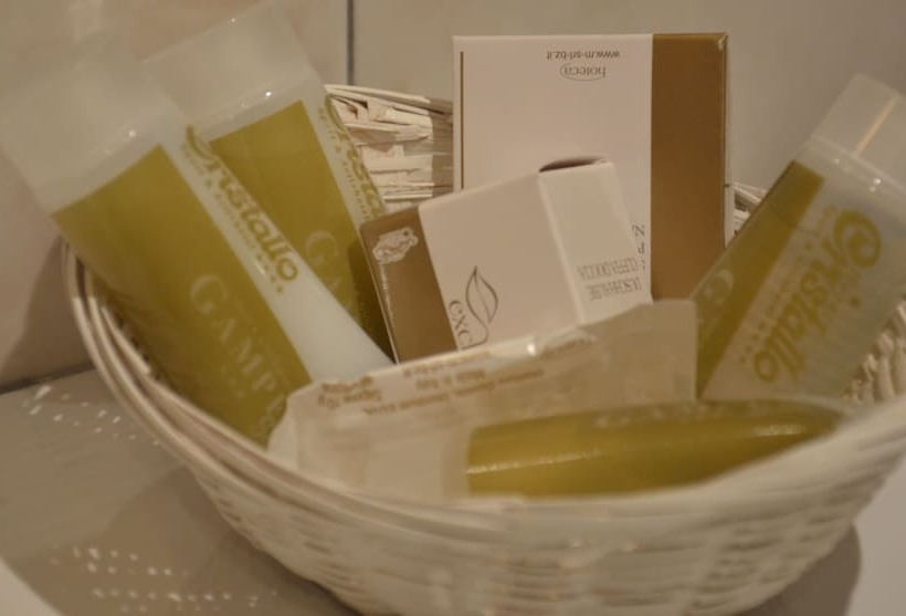 Номер Deluxe, Gampen