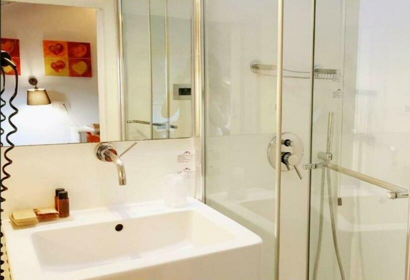 اتاق استاندارد یک نفره, Il Guercino