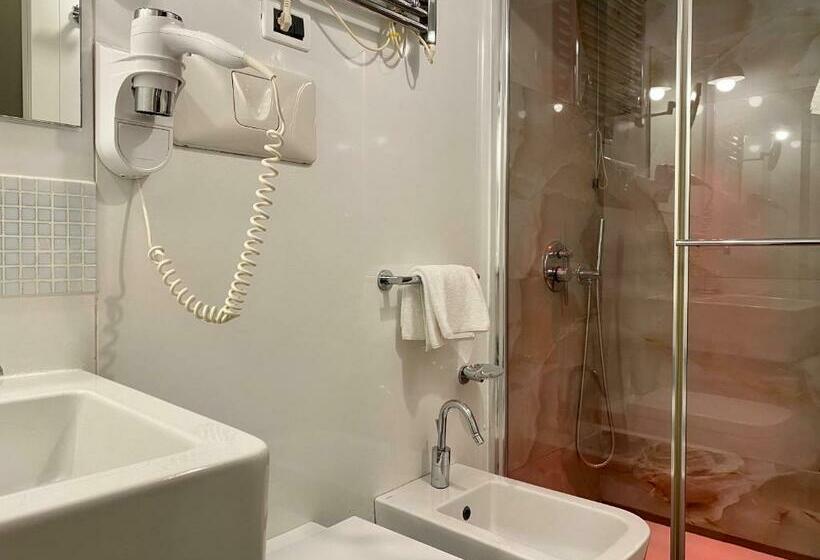 اتاق استاندارد, Il Guercino