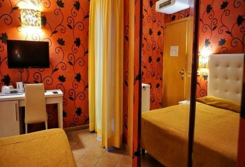 اتاق استاندارد سه نفره, Il Guercino