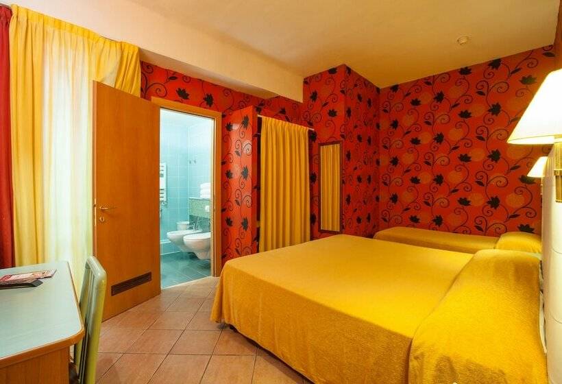 اتاق استاندارد سه نفره, Il Guercino