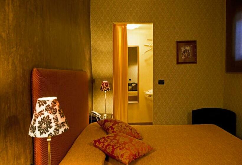 اتاق سوپریور, Il Guercino