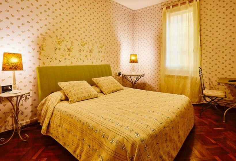 Suite with Terrace, Il Guercino