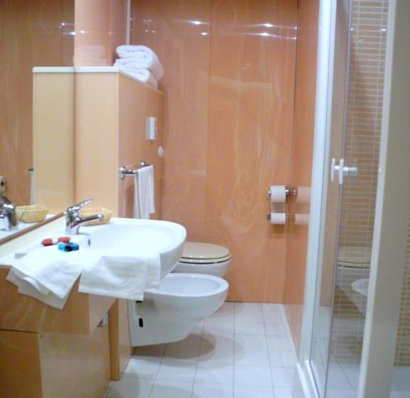 חדר סופריור עם מרפסת, Le Renaie