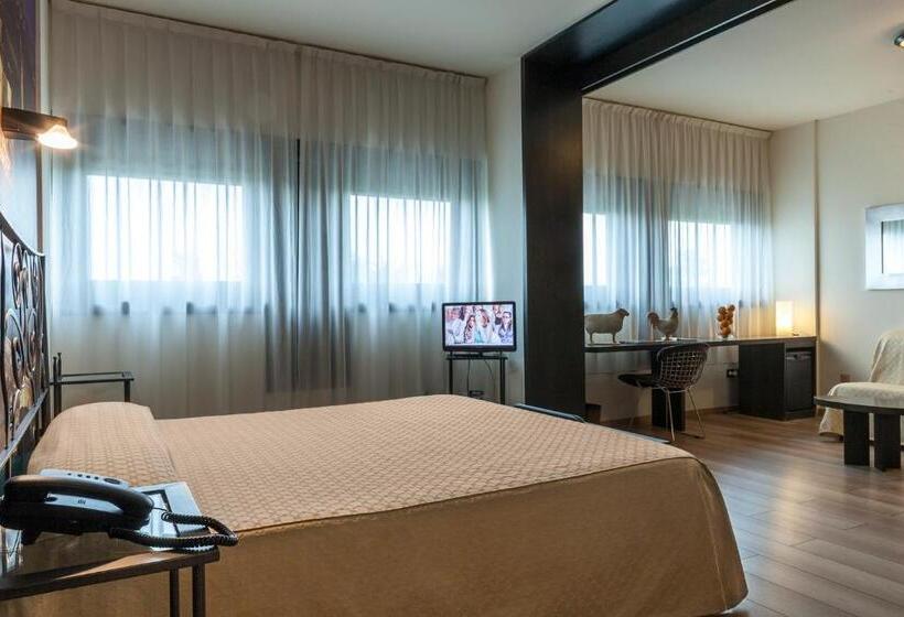 스위트, Saccardi & Spa  Adults Only