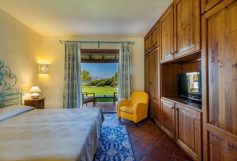 غرفة سوبيريور مطلّة علي البحر, Sporting