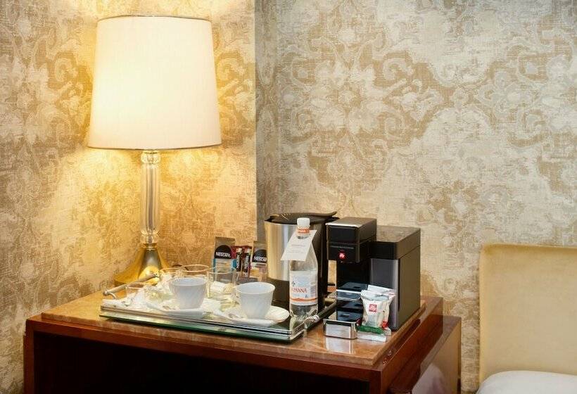 اتاق استاندارد سه نفره, Starhotels Du Parc