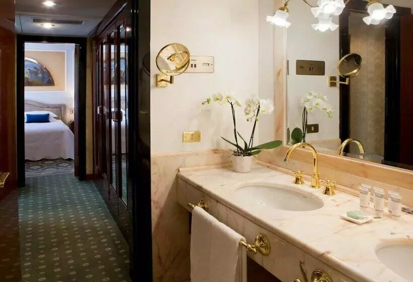 اتاق استاندارد سه نفره, Starhotels Du Parc