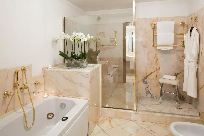 سوییت, Starhotels Du Parc