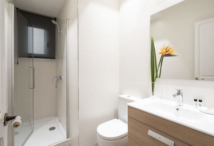 Апартаменты 2 Спальни, Aspasios Sagrada Familia Apartments