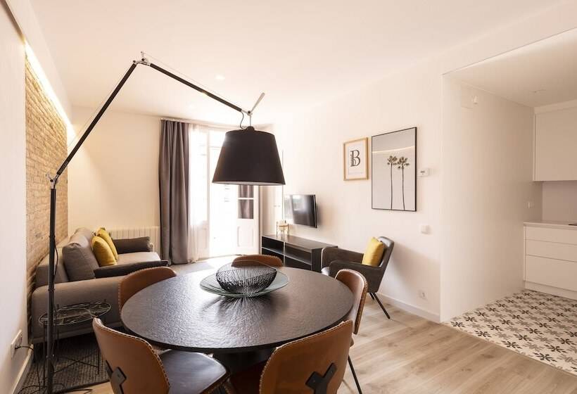 Апартаменты 2 Спальни, Aspasios Sagrada Familia Apartments