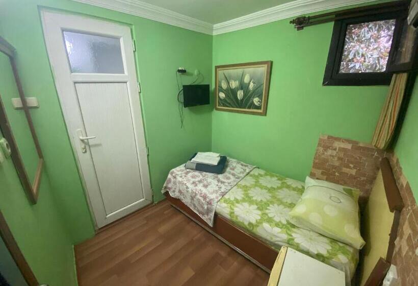 اتاق استاندارد یک نفره, Camel Hotel & Apart