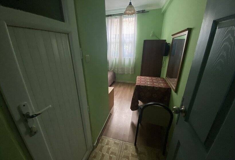 اتاق استاندارد یک نفره, Camel Hotel & Apart